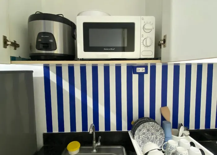Sea Residences Santorini Vibes - Reynil 3* 马尼拉